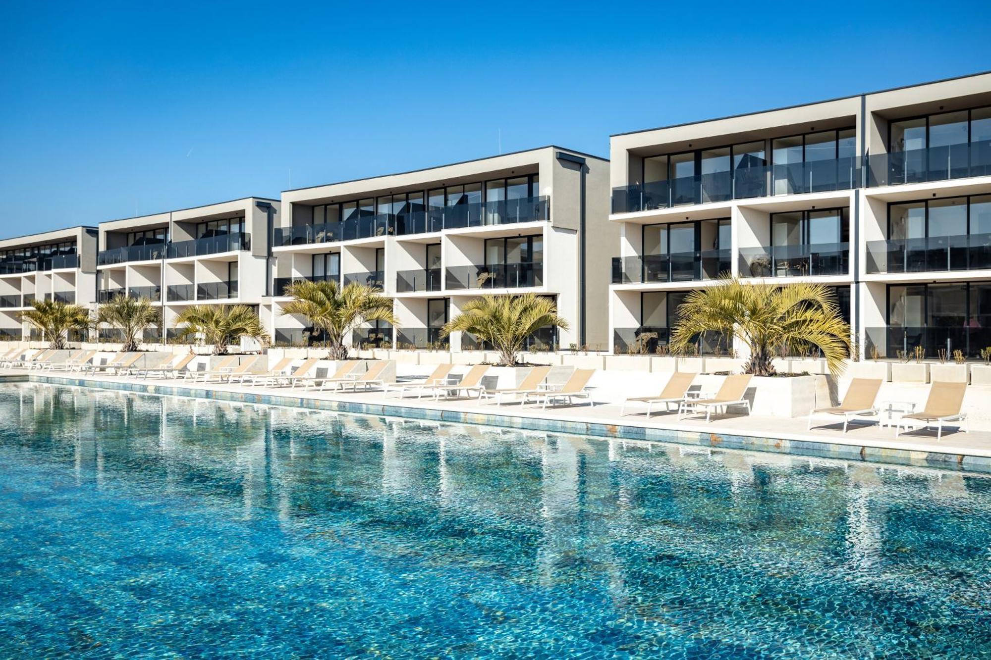 Del Mar Emotion Aparthotel Ližnjan